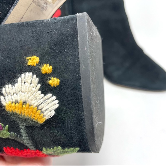 Sam Edelman Tavi Floral Embroidered Black Suede Booties Size 8.5 - Picture 8 of 10